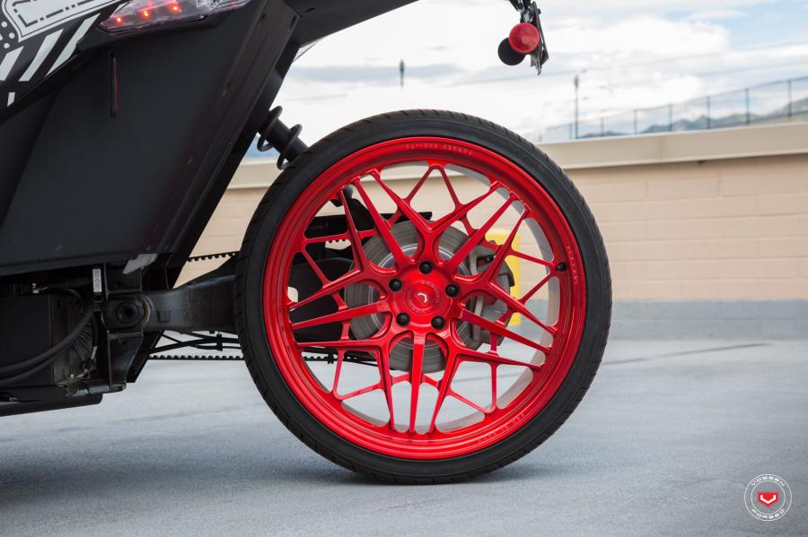 Колеса Polaris Slingshot on Vossen Wheels (ML-R3) 2017 года  (фото 4 из 24)